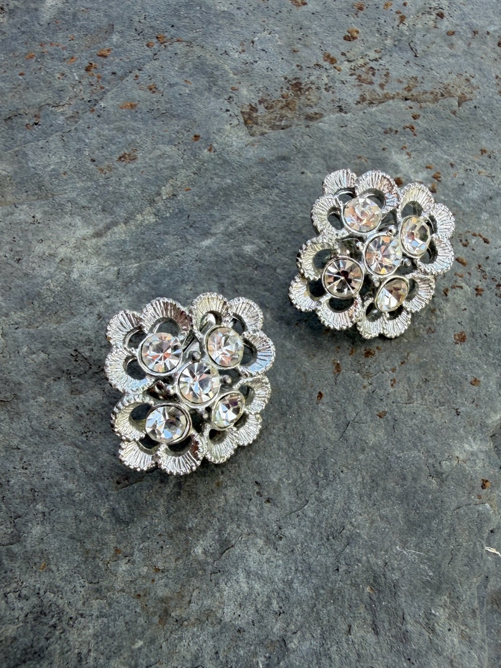 Vintage Sarah Coventry Silver Sparkly Crystal Clip-On Earrings